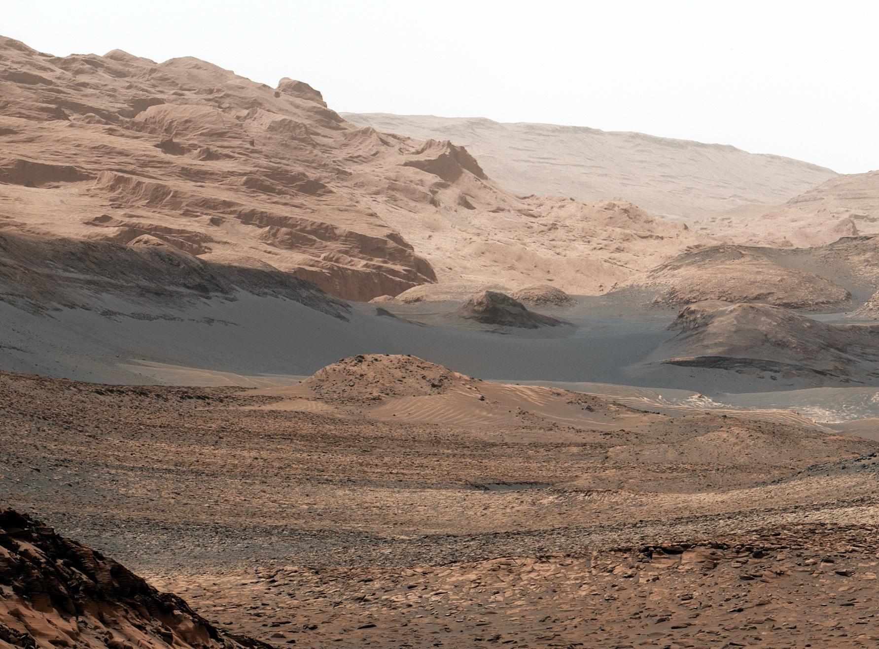 At the bottom of this valley, called Gediz Vallis, is a mound of boulders and debris that are believed to have been swept there by wet landslides billions of years ago. 